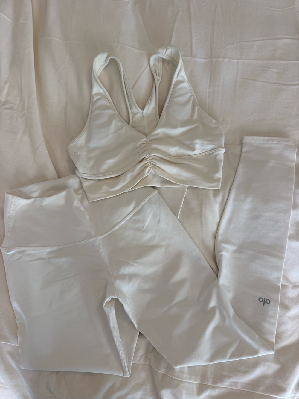 ALO Yoga Cream Ruched Front Sports Bra - Women's Activewear